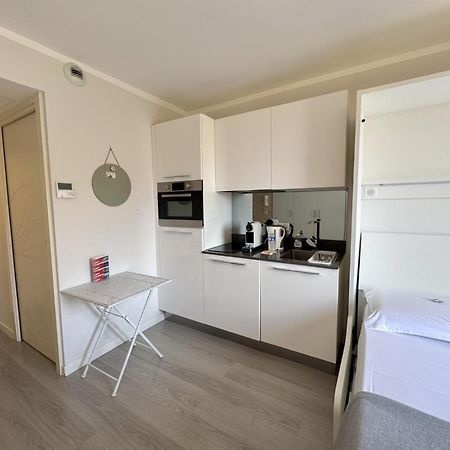 Aparthotel Riviera Nice Cote D'Azur - Old Town - Studio Ac - Sea View - 50M Promenade Des Anglais- La Maison Linda Экстерьер фото